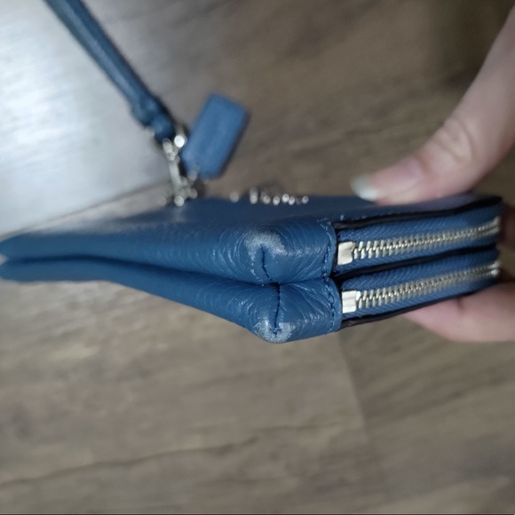 Coach Peacock Double Zip Corner wristlet - Picture 12 of 12